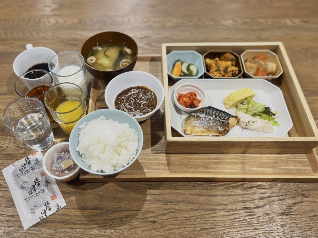 그린리치 호텔 도스 에키마에 (또는 동급, 1인실 우선) 6
